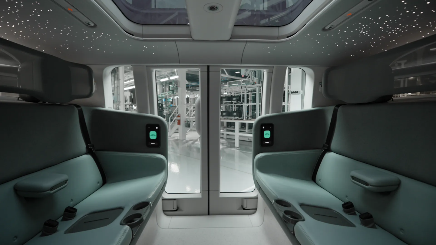 Dashboard and touchscreen detail