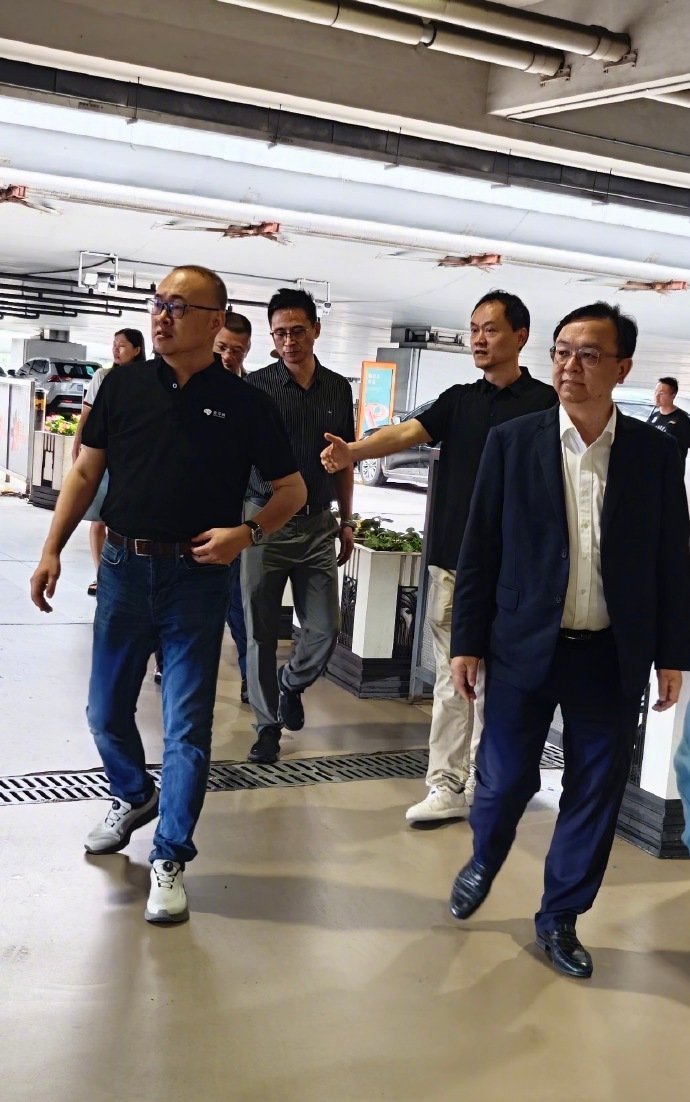 BYD and Horizon Robotics CEOs meet — 'something really, really big' is coming